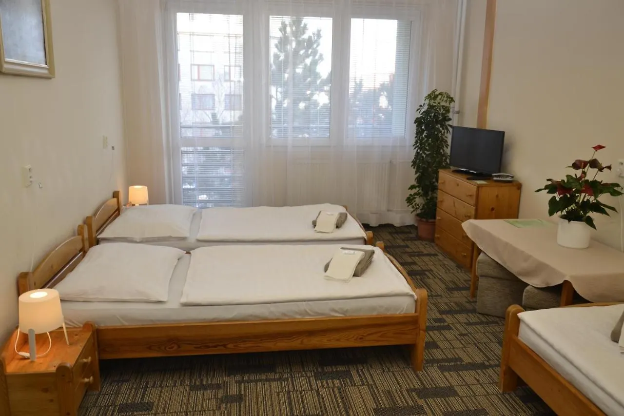 Volha Hostel Prague